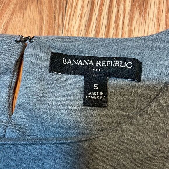 Banana Republic Grey to w/red blue braid Sleeveless Tank summer Patriotic shirt - Picture 4 of 10